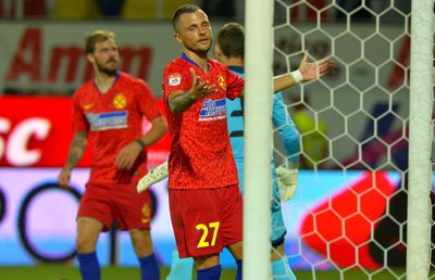 Infectat cu COVID-19, un fost jucător de la FCSB este oripilat de condițiile din spital: „Glumești sau ce naiba?!”