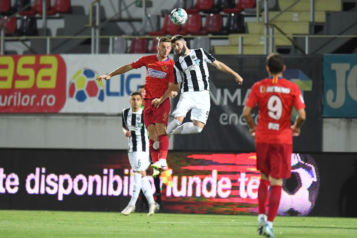 ASTRA - FCSB 0-3. Toni Petrea a explicat de ce l-a schimbat pe Sergiu Buș la pauză: „E un protocol”