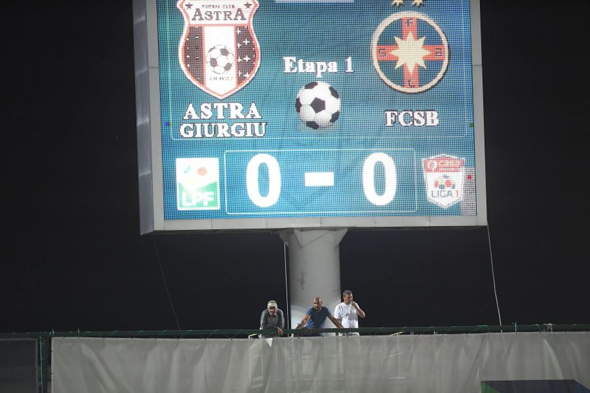 ASTRA - FCSB 0-3. Toni Petrea a explicat de ce l-a schimbat pe Sergiu Buș la pauză: „E un protocol”