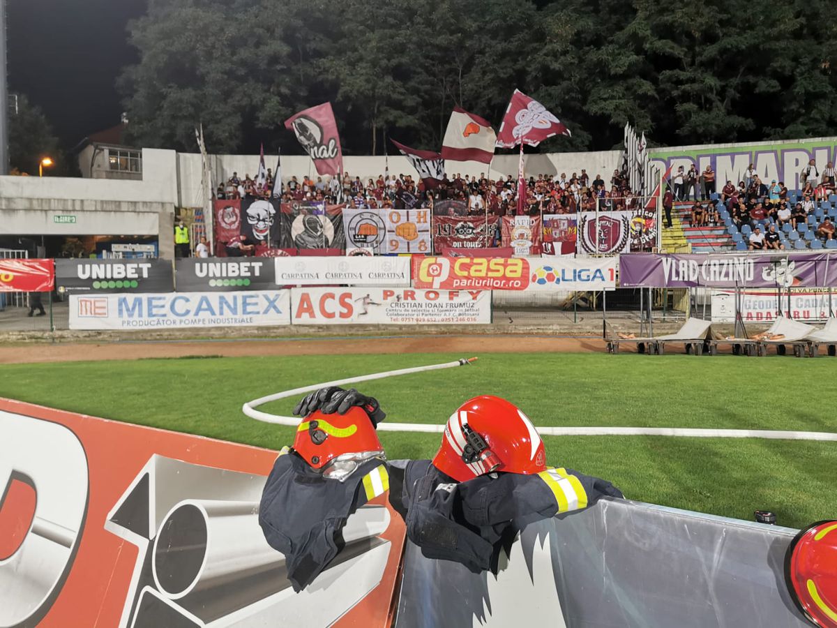 „Hoții, hoții!” » 3 faze controversate în Botoșani - Rapid: două „roșii” neacordate