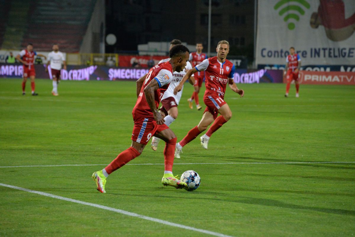 FC Botoșani - Rapid. Imagini tari surprinse în Moldova de fotoreporterul Gazetei