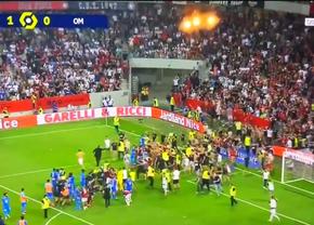 Scene halucinante în Nice - Marseille! Jucătorii oaspeților s-au luat la bătaie cu fanii adverși + Antrenorul, ținut de staff și fotbaliști