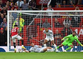 Victorie eroică! United o învinge pe Liverpool, care rămâne fără victorie în primele 3 etape