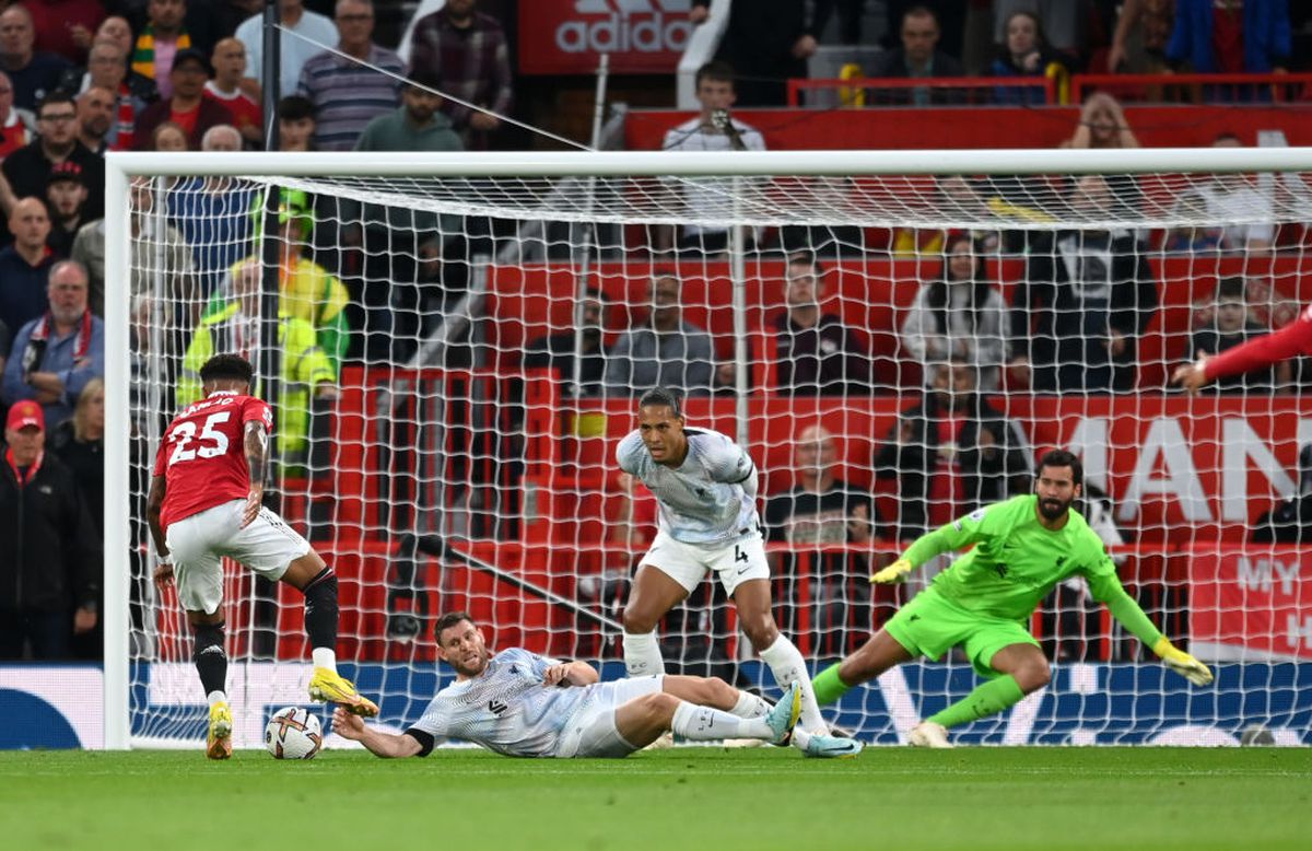 Victorie eroică! United o învinge pe Liverpool, care rămâne fără victorie în primele 3 etape. Milner și Van Dijk s-au certat pe teren!