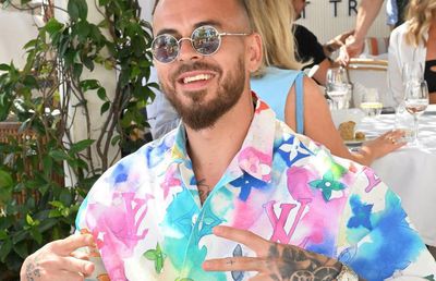 După poza cu De Bruyne, Alibec „lovește” din nou » Cum se „pregătește” în Qatar pentru meciurile naționalei