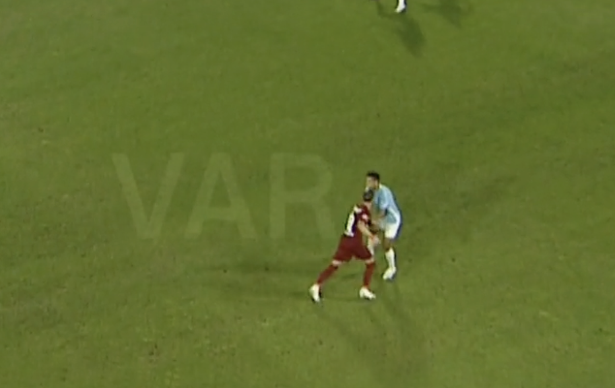 Ciprian Deac și-a pierdut capul! Și-a făcut KO adversarul și a fost eliminat pentru prima dată în 7 ani!