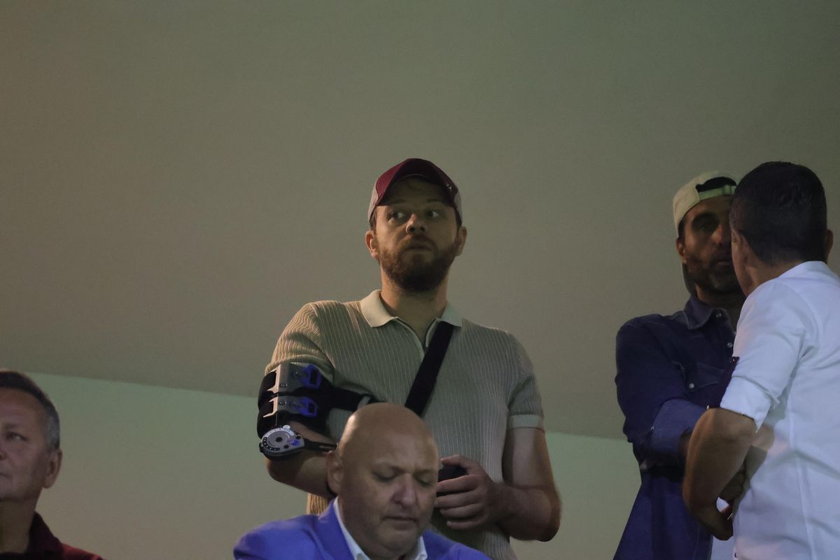 Surpriză! Dan Șucu a împărțit loja cu Gigi Corsicanu' la Metaloglobus - Rapid