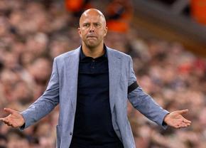 Arne Slot i-a transmis un mesaj jucătorului transferat pe o sumă record Liverpool: „Îl putem judeca în mod realist”