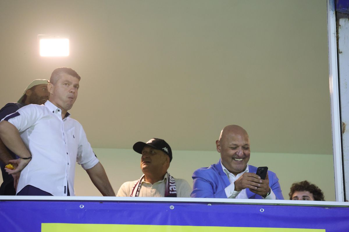 Surpriză! Dan Șucu a împărțit loja cu Gigi Corsicanu' la Metaloglobus - Rapid