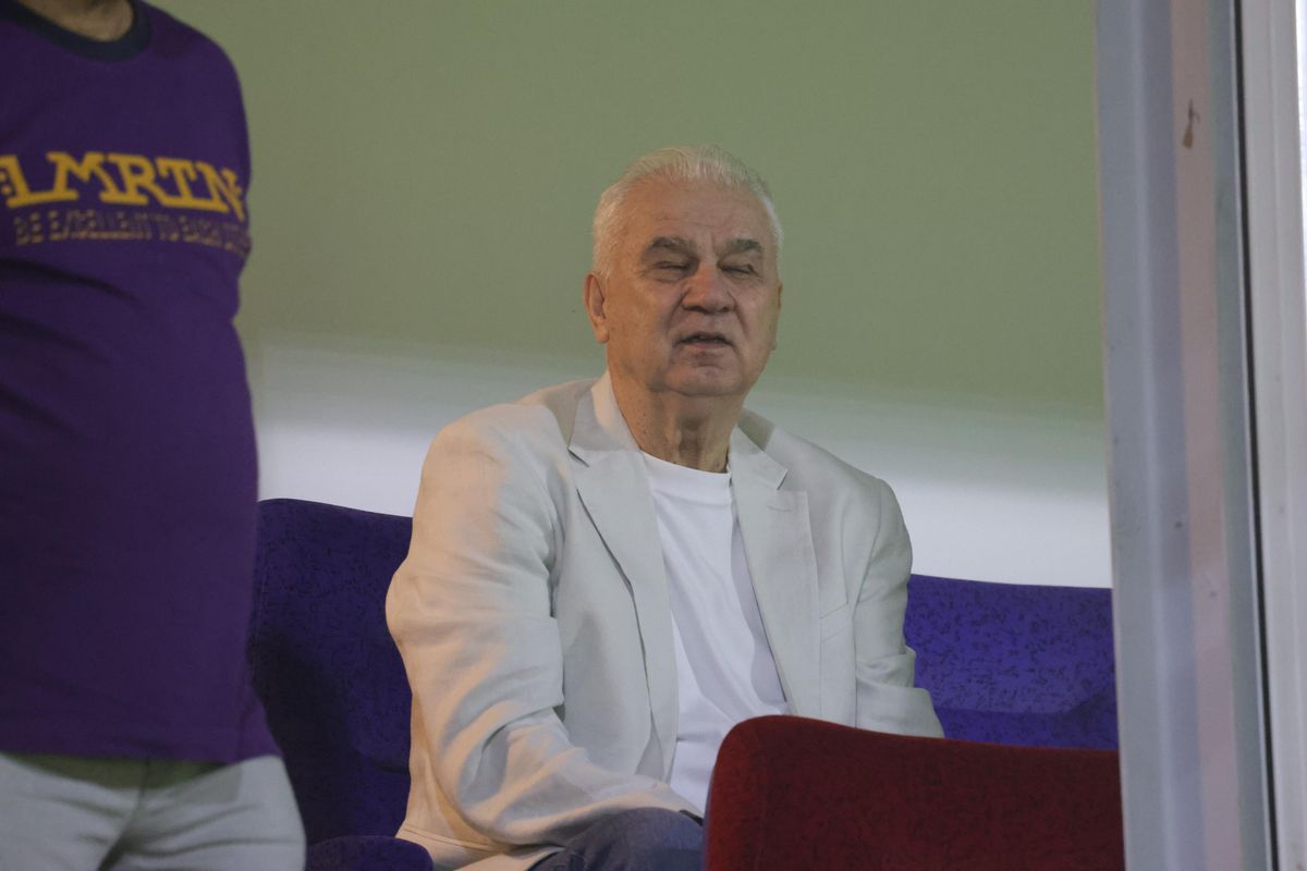 Metaloglobus - Rapid, „ploaie” de personalități la partidă, în frunte cu Dan Șucu