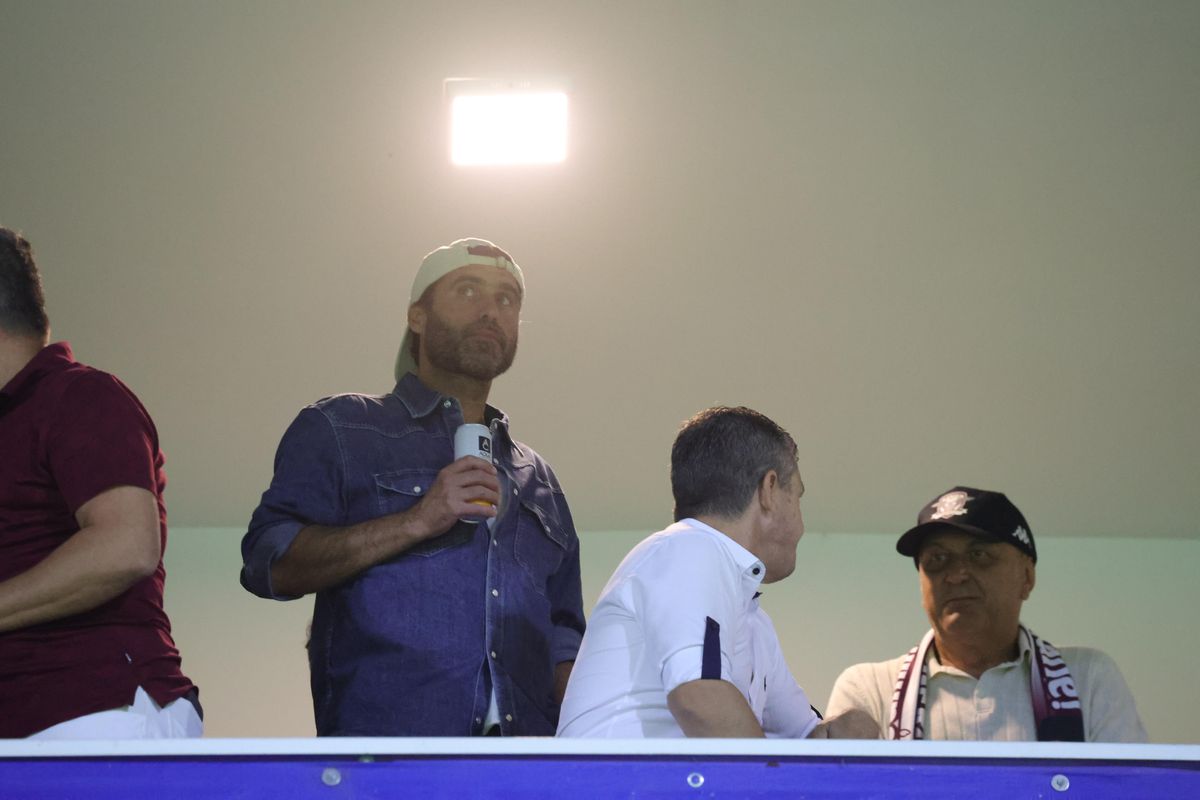 Surpriză! Dan Șucu a împărțit loja cu Gigi Corsicanu' la Metaloglobus - Rapid