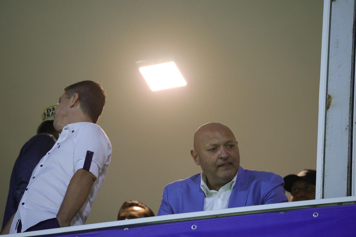 Surpriză! Dan Șucu a împărțit loja cu Gigi Corsicanu' la Metaloglobus - Rapid