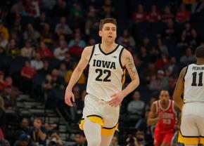 Supraviețuitor al cancerului, prieten cu Chris Paul și „cumnat” al celebrei Caitlin Clark, Patrick McCaffery a semnat cu CS Vâlcea 1924