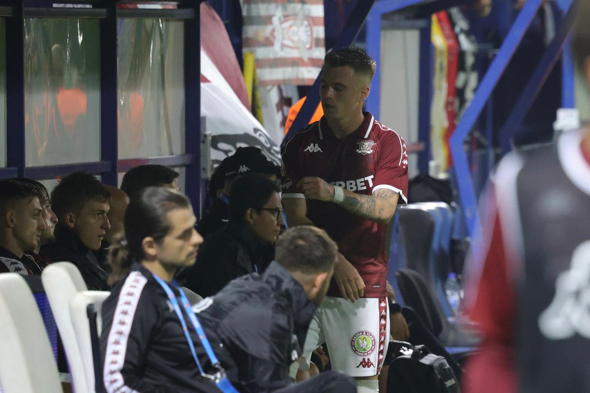 Claudiu Petrila, schimbat în Metaloglobus - Rapid