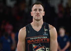 După ce a fost numit MVP în Canada, noul jucător al lui U-BT Cluj-Napoca a îngropat „securea războiului”: „Am spus că nu mă voi mai întoarce”