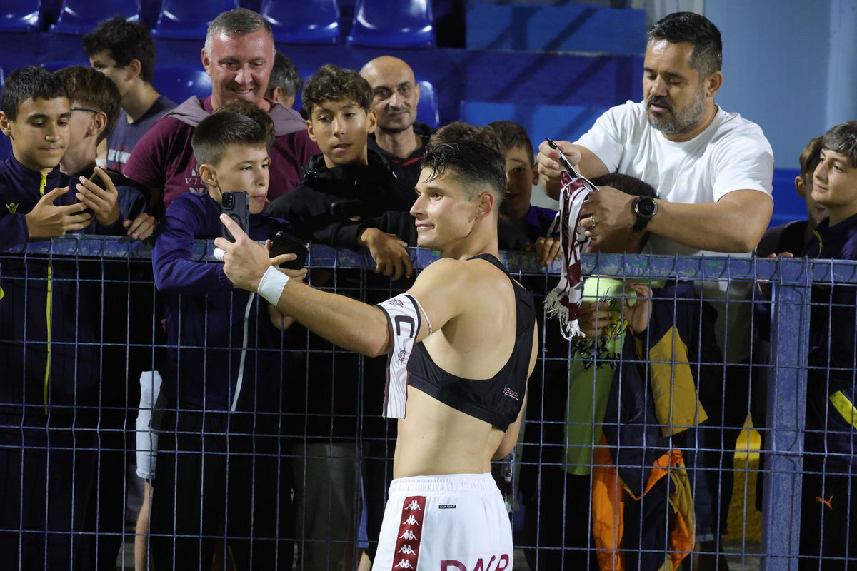 Prezență surpriză la Clinceni: omul care a plecat cu scandal din Giulești s-a îmbrățișat cu Alex Dobre!