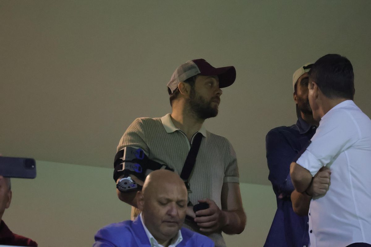 Surpriză! Dan Șucu a împărțit loja cu Gigi Corsicanu' la Metaloglobus - Rapid