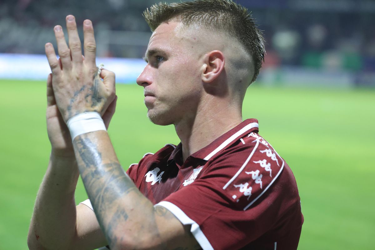 Claudiu Petrila, schimbat în Metaloglobus - Rapid