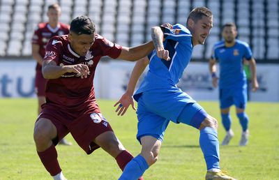 RAPID - GLORIA BUZĂU 3-2 // VIDEO „Rapid e cel mai bun adversar pe care l-am avut până acum”. Ce crede Ilie Stan că-i mai trebuie pentru promovare