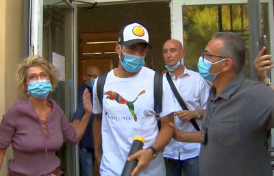 Probe că a trișat! Luis Suarez, anchetat pentru că ar fi știut întrebările și răspunsurile dinainte la examenul de limbă italiană: „Trebuie să treacă”