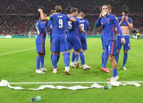Maghiarii, sancționați dur de FIFA după incidentele rasiste de la Ungaria - Anglia 0-4