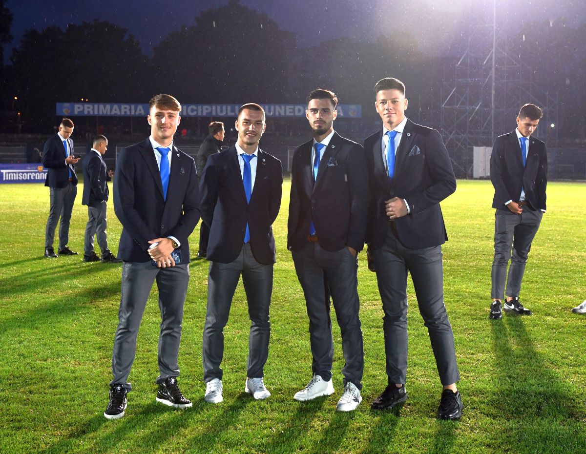 CS Hunedoara - FCSB, în „16-imile” de finală din Cupa României