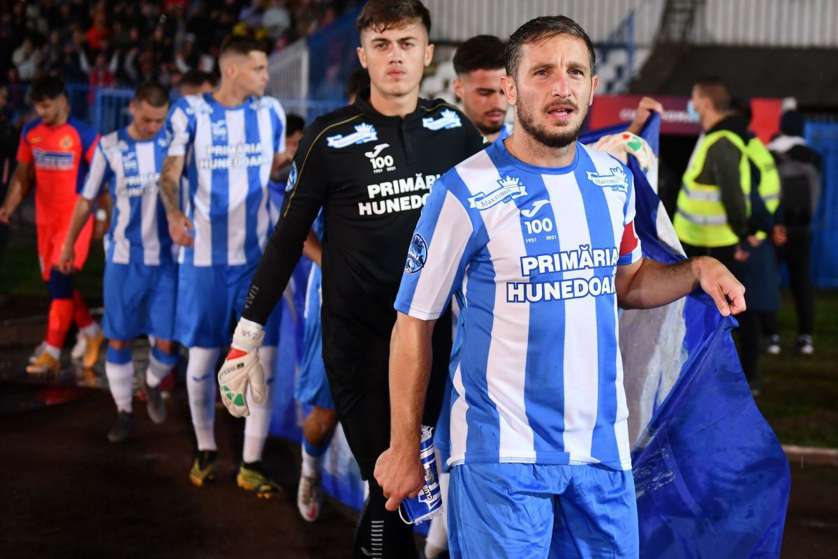 Cere luarea de măsuri dure la FCSB: „Să-i amendeze pentru ce s-a întâmplat!”