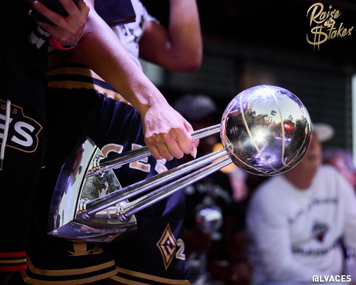 Imagini de senzație din Las Vegas: campioanele WNBA, dezlănțuite la parada titlului