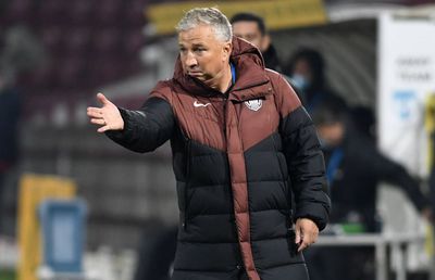 Petrescu e furios după victoria cu Hermannstadt: „CFR nu ia campionatul dacă se apără așa” + „Pasele date de noi în propriul teren sunt inutile”