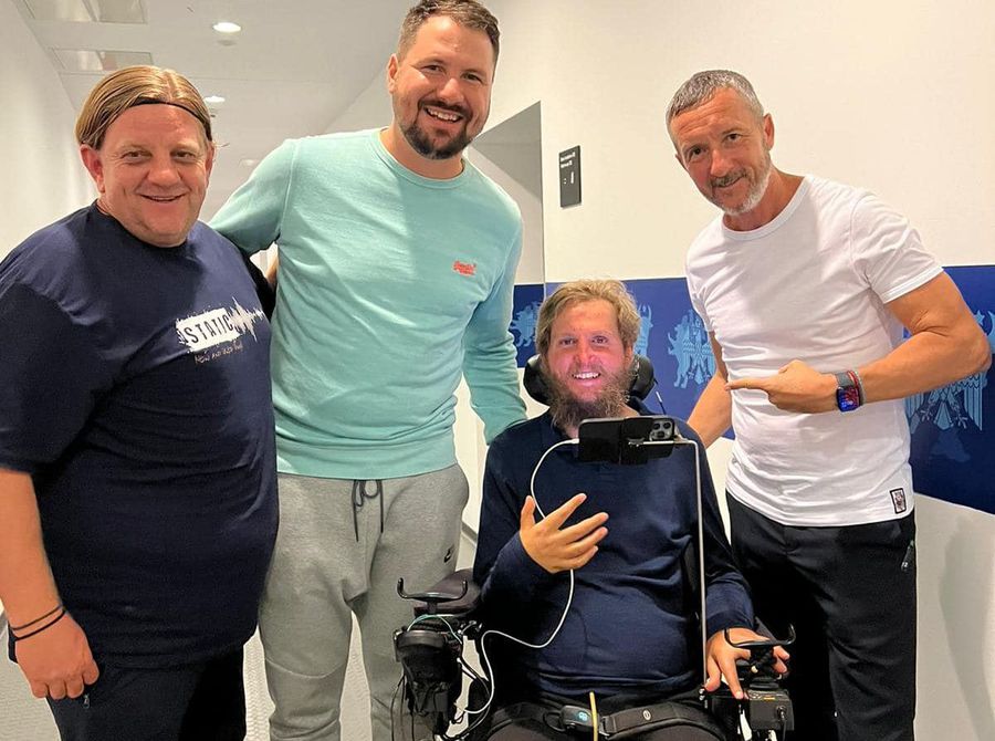 Alături de MM Stoica, la ultima vizită la București / Sursă foto: Facebook Mihai Neșu, la episodul #8 din podcastul „Profu' de Sport” » Despre sport și viață, despre credință și acceptare: „Am fost foarte supărat pe Dumnezeu. Dar apoi am realizat că totul are un sens. Și acum trăiesc cea mai fericită perioadă a vieții mele”
