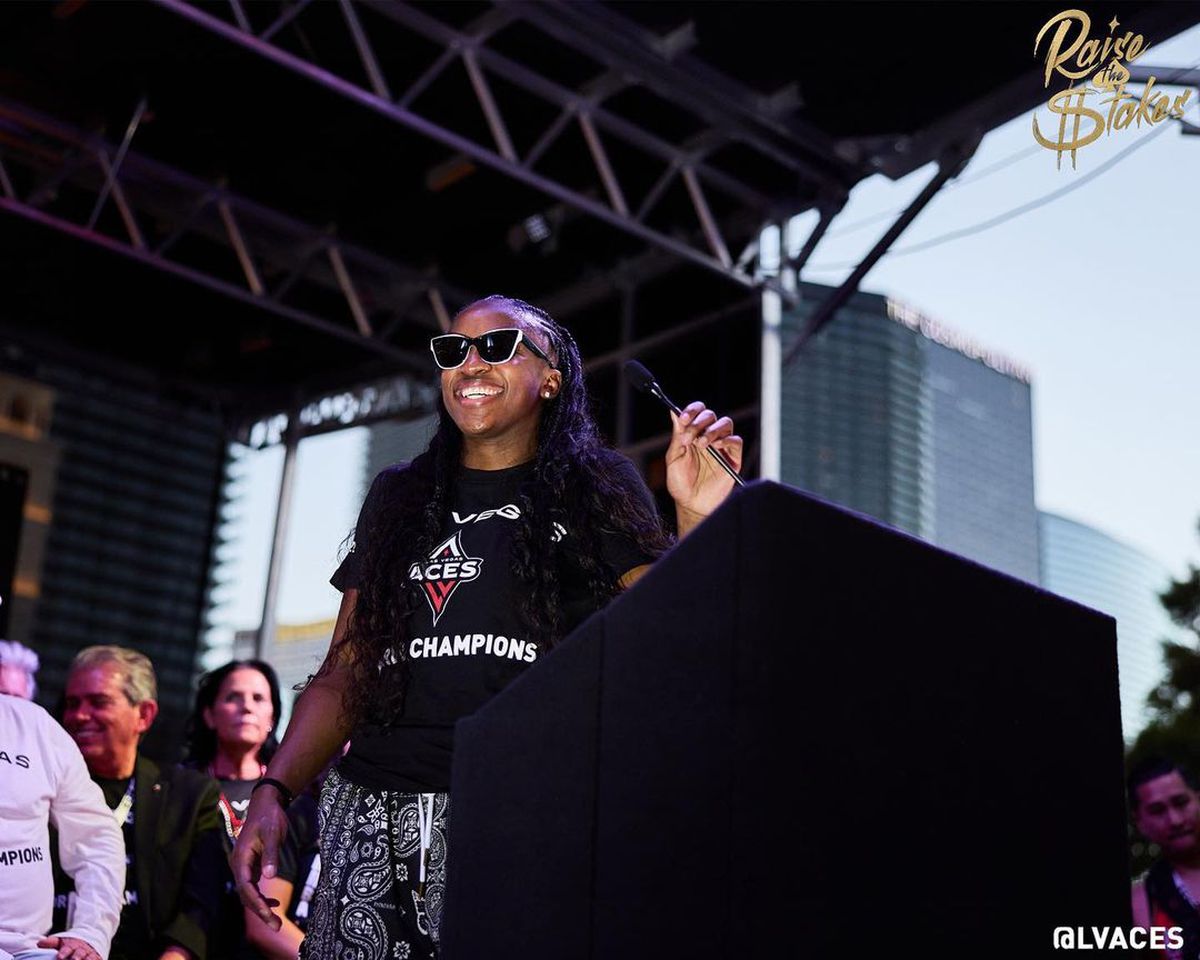 Imagini de senzație din Las Vegas: campioanele WNBA, dezlănțuite la parada titlului