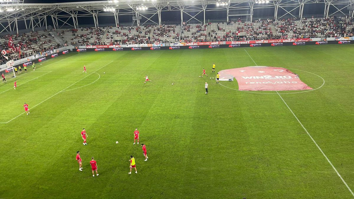 Cele mai spectaculoase imagini de pe Arcul de Triumf, la Dinamo - Farul