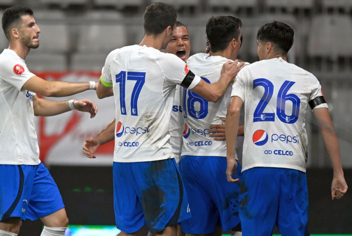 Discuția cu Hagi l-a impulsionat pe puștiul-minune al Farului: „M-am ambiționat după ce mi-a spus asta”