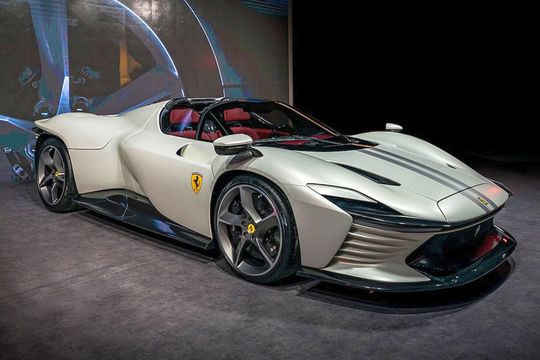 Modelul Ferrari Daytona SP3 achiziționat de Ibrahimovic