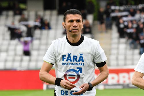 Marcel Bîrsan, 41 de ani, va ajunge azi la 200 de meciuri arbitrate în Liga 1. El va conduce diseară prima partidă din runda #10, FCU Craiova - Oțelul.