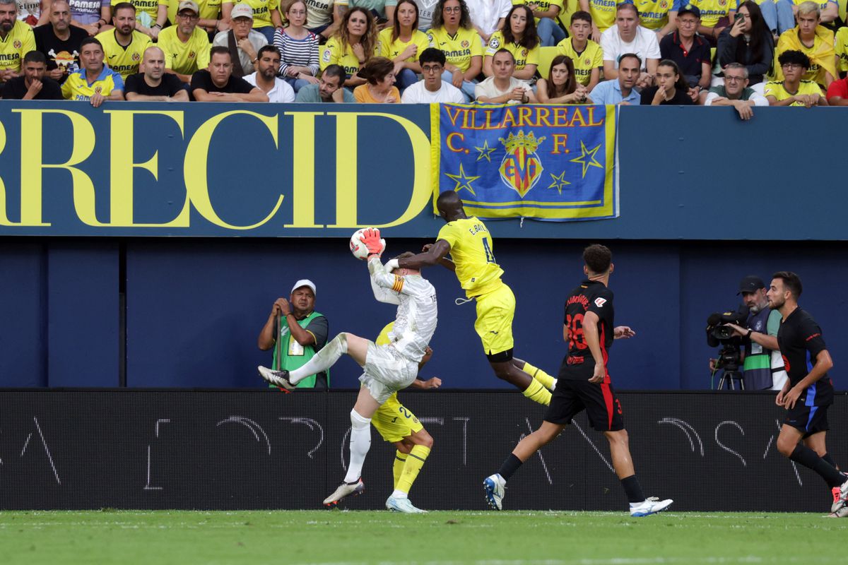 Marc-Andre ter Stegen s-a accidentat și a părăsit terenul pe targă