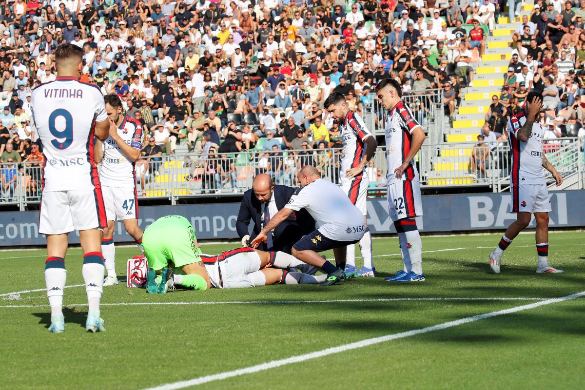 Accidentare horror a lui Ruslan Malinovskyi, în Venezia - Genoa 2-0