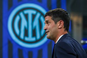 Cristi Chivu este singurul interist susținut de peluză! » Ce au făcut ultrașii nerazzurri la meciul de duminică