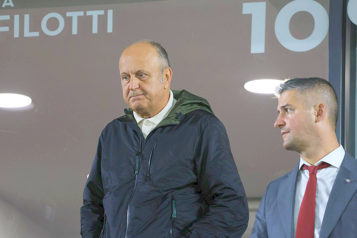 „Muzeul” figurilor de ceară: Dan Șucu, împietrit la „oficială”, după eșecul cu Hermannstadt