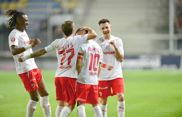 Acționarul lui Dinamo recunoaște: „Am depășit bugetul de transferuri. Știți de ce?”