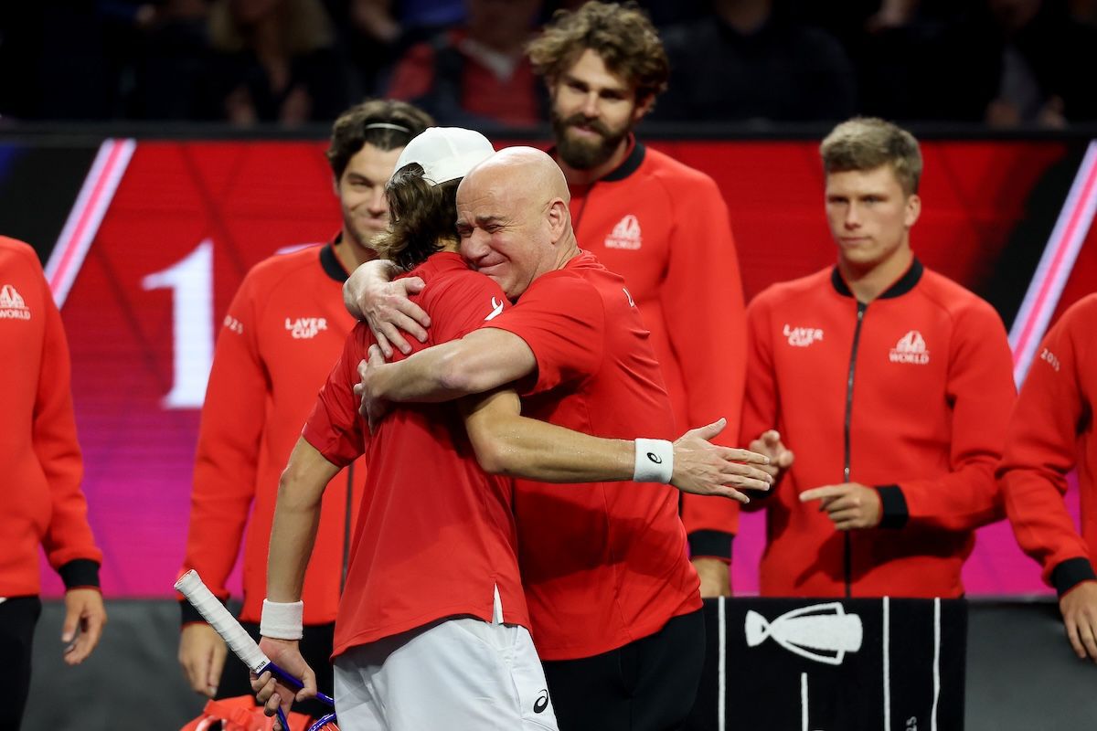 Echipa Lumii, triumfătoare pentru a 3-a oară în Laver Cup, după o nouă prestație excelentă a lui Taylor Fritz: „Vom deschide niște șampanii în vestiar”