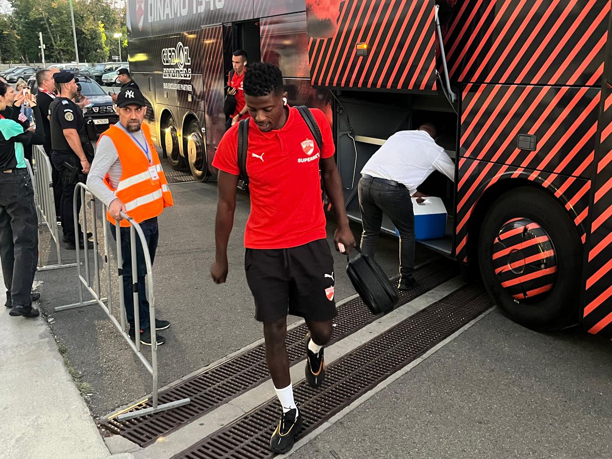 Dinamo - Farul, imagini înaintea partidei de pe Arena Națională