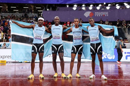 Ștafeta de 4x400 m a Botswanei, medalie de aur la CM de Atletism din Tokyo/Foto: Getty Images