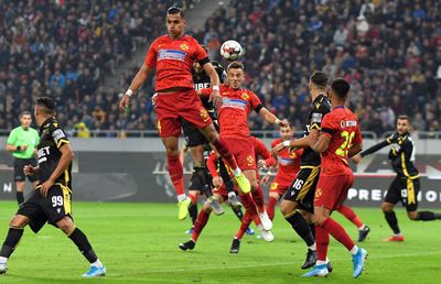 Ce se întâmplă cu Cristi Manea » Nici Gigi Becali nu-l poate băga în echipă: „Nu mă pricep”