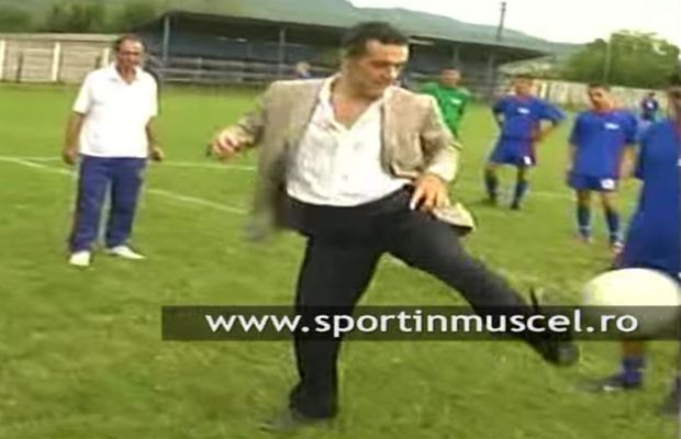 VIDEO AICI Nu știe Becali fotbal? Înregistrarea „dezgropată” pe net, care a devenit virală: ce execuții de finețe are patronul FCSB!
