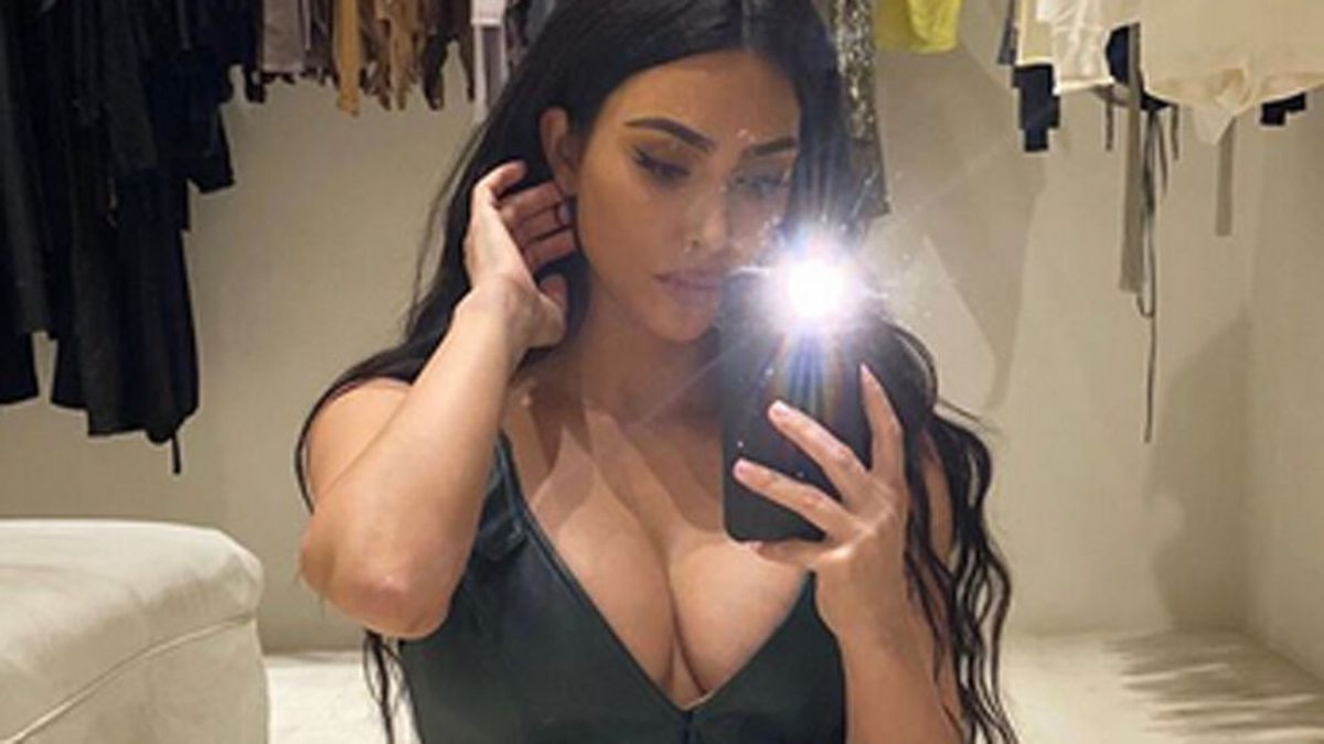 Kim Kardashian, îmbrăcată în tricoul unei echipe importante de fotbal: „Mamma mia!”