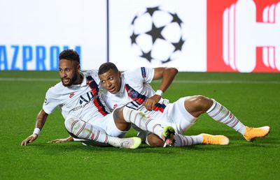 Real Madrid, sfătuită de un fost mare jucător înainte de El Clasico: „I-aș aduce pe Neymar și Mbappe” + Ironie pentru Barcelona