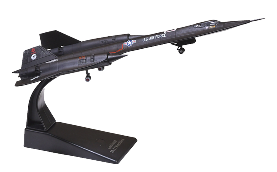 Avioane militare Jet Age, la chioșcurile de ziare