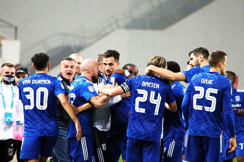 FCU Craiova a învins-o pe Gaz Metan, scor 2-0, în primul meci al rundei #13 din Liga 1. FOTO: facebook.com/FCUniversitateaOFFICIAL