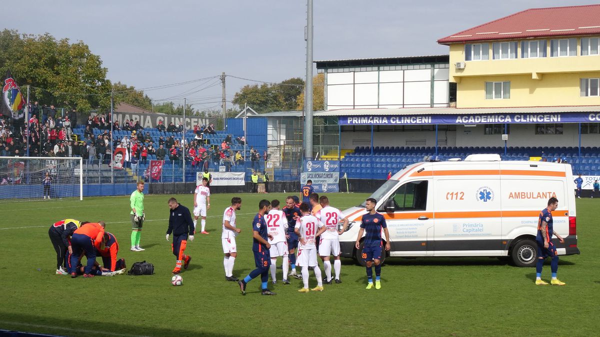 FOTO Metalogobus - Dinamo, 3 detalii, accidentări, sânge, ambulanța pe teren 22.11.2022
